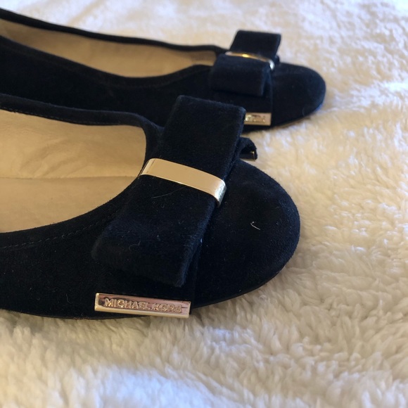Micheal Kors Bowtie Ballet Flats - Picture 2 of 3